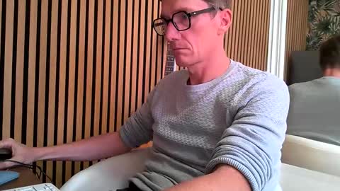 SexFriendFrance online show from 11-07-25, 09:42