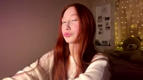 Snapshot of beliamastrobuono chatting on 02-11-26, 04:23 Stella online show from 02-11-26, 04:23