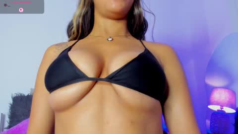 Snapshot of bell_popper chatting on 11-22-25, 11:31 bell_popper online show from 11-22-25, 11:31