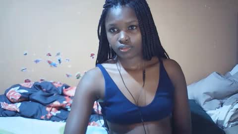 Bella online show from 11-14-25, 03:00