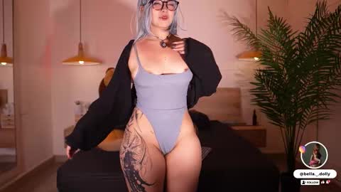    online show from 11-12-25, 11:32