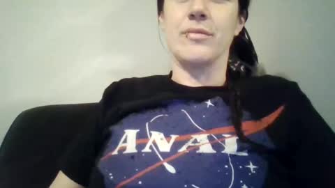 Bella online show from 01-26-25, 05:13