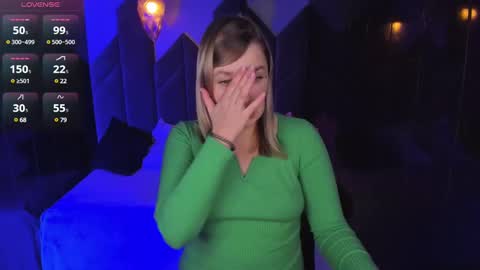 Bella online show from 03-06-25, 01:46