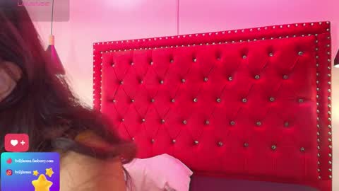 Bella  online show from 01-15-26, 03:33