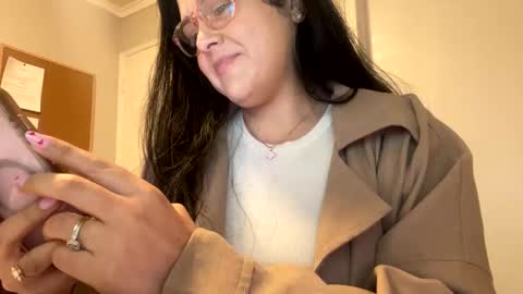 Snapshot of bella_dulce chatting on 02-11-25, 10:28 bella_dulce online show from 02-11-25, 10:28