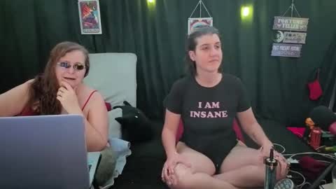 Bella James online show from 11-25-25, 05:46