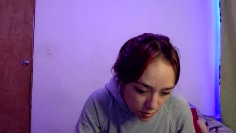 Snapshot of bella_mc chatting on 12-03-25, 02:41 bella_mc online show from 12-03-25, 02:41