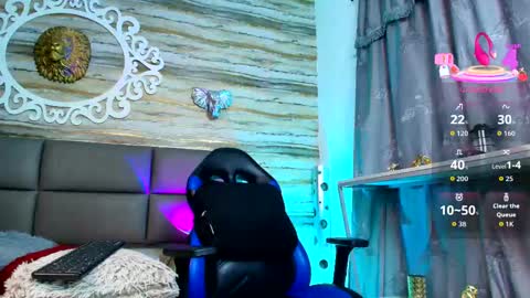 Snapshot of bella_salvatore chatting on 10-07-25, 04:53     online show from 10-07-25, 04:53