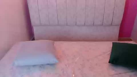 Bella online show from 09-13-25, 09:36