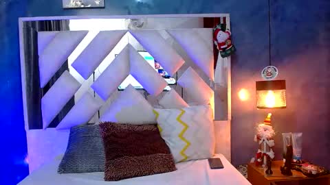 bella_volup online show from 12-18-25, 06:47