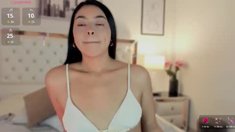 Bella online show from 02-25-26, 01:32