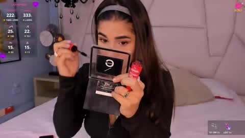 Bella Becca  online show from 11-21-25, 07:01