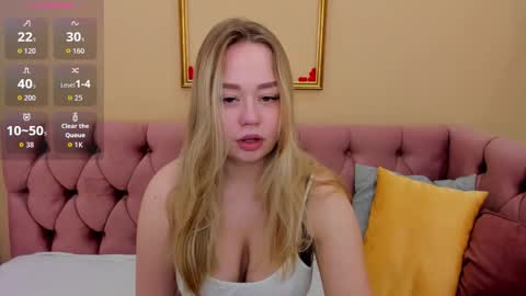 Bella online show from 03-17-26, 01:32