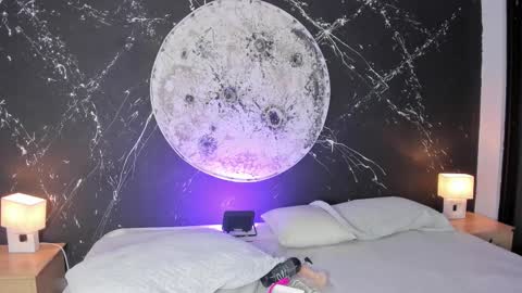 bellaastorm online show from 10-01-25, 06:08