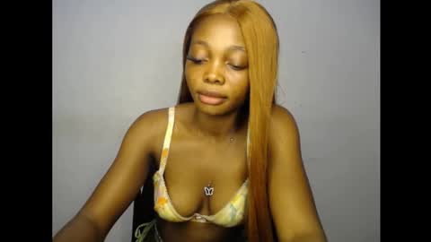 bella online show from 12-19-25, 05:53