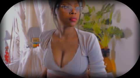 Bellah Blakes-Sarah Scrumptious Lee online show from 09-21-25, 07:04