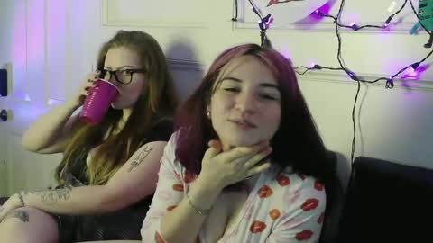 Snapshot of bellabutterflyy chatting on 01-22-25, 04:34 BellaButterflyy online show from 01-22-25, 04:34