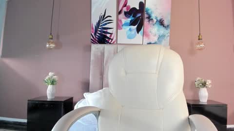 Bella Clair online show from 01-19-25, 05:18