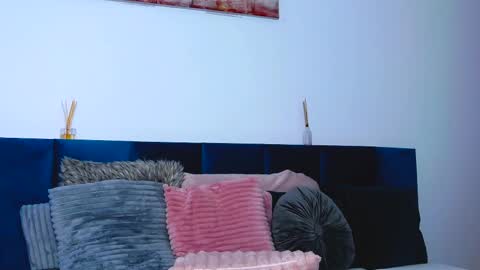 belladoyle online show from 02-20-25, 05:40