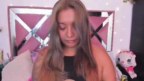 Snapshot of bellalumi chatting on 06-26-26, 11:20 bellalumi online show from 06-26-26, 11:20