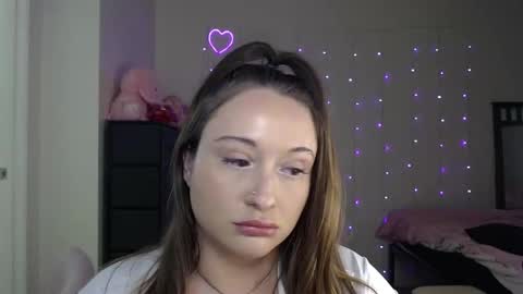 Bella Monroe online show from 01-17-25, 04:49