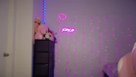 Bella Monroe online show from 09-23-25, 03:09