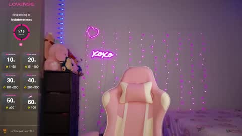 Bella Monroe online show from 10-07-25, 04:09