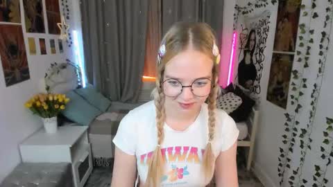 Bella online show from 11-09-25, 11:36