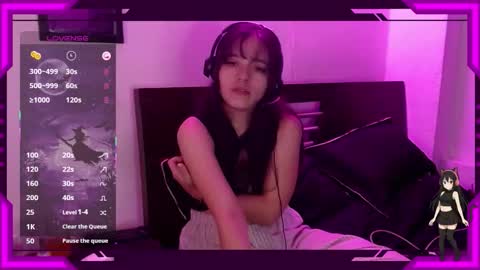 Snapshot of bellamoteluna chatting on 11-15-25, 02:09 Bella Monteluna online show from 11-15-25, 02:09