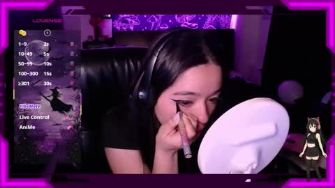 Snapshot of bellamoteluna chatting on 12-03-25, 11:03 Bella Monteluna online show from 12-03-25, 11:03