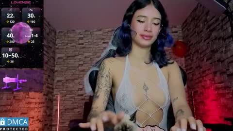   online show from 10-25-25, 04:35