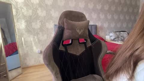 bellaparker_ online show from 02-24-25, 11:10