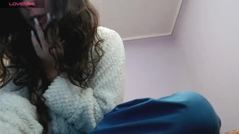 bellaqueen0701 online show from 09-22-25, 04:03