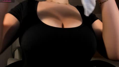  Bella Rose  online show from 12-17-25, 04:29