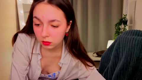 Bella online show from 03-10-26, 05:12