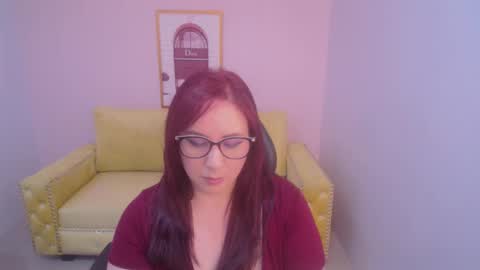Snapshot of bellatrix_ch chatting on 12-22-25, 04:04 Bella online show from 12-22-25, 04:04