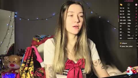 Snapshot of bellaward2 chatting on 01-08-26, 10:23 MY OLD PAGE IS NO LONGER. THIS IS MY NEW online show from 01-08-26, 10:23