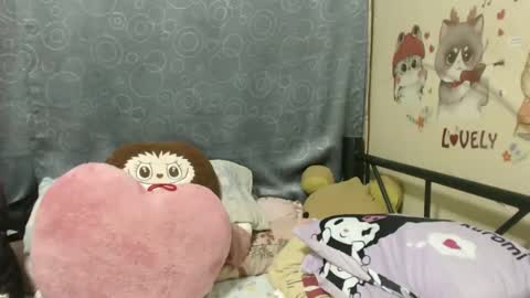 Snapshot of bellbabe chatting on 02-15-25, 09:15 Bella online show from 02-15-25, 09:15