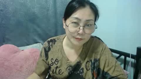 Bella online show from 12-04-25, 11:08