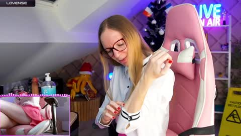 Snapshot of belle_alice chatting on 12-02-24, 07:36 Alice online show from 12-02-24, 07:36