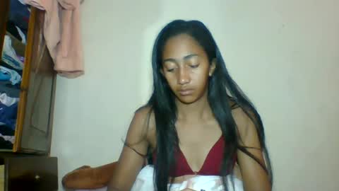 Snapshot of belle_annah chatting on 06-30-26, 07:42 belle_annah online show from 06-30-26, 07:42
