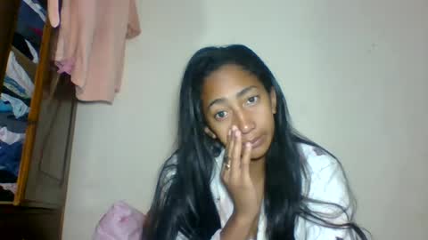 Snapshot of belle_annah chatting on 07-01-26, 03:52 belle_annah online show from 07-01-26, 03:52