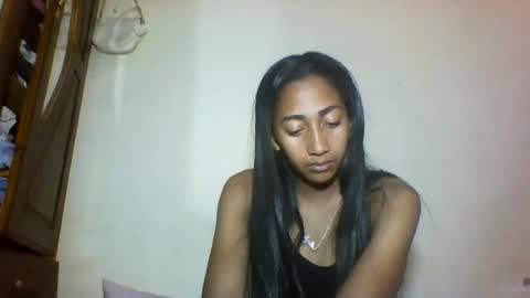 Snapshot of belle_annah chatting on 07-27-26, 04:03 belle_annah online show from 07-27-26, 04:03