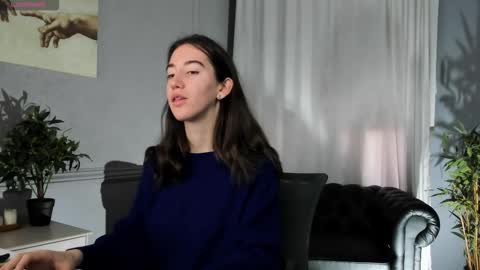 Bella online show from 09-14-25, 05:28