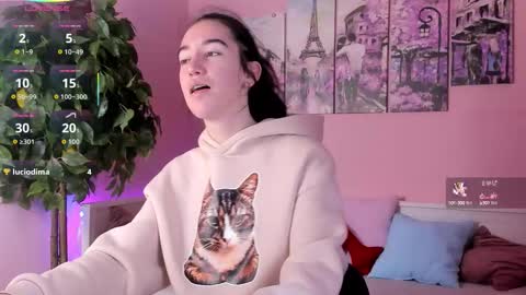 Bella online show from 09-24-25, 01:25