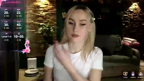 Belle online show from 09-10-25, 09:09