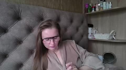 Amelia online show from 10-03-25, 11:18