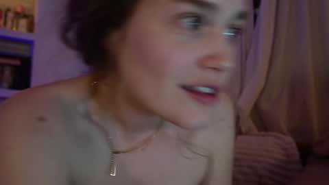 BELLE   online show from 09-26-25, 03:27