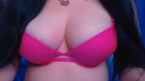 Snapshot of bellelovexx chatting on 12-04-24, 03:26 Hello I am kind friendly and cute girl online show from 12-04-24, 03:26