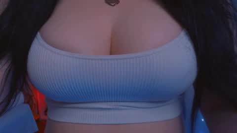Snapshot of bellelovexx chatting on 02-10-25, 12:29 Hello I am kind friendly and cute girl online show from 02-10-25, 12:29